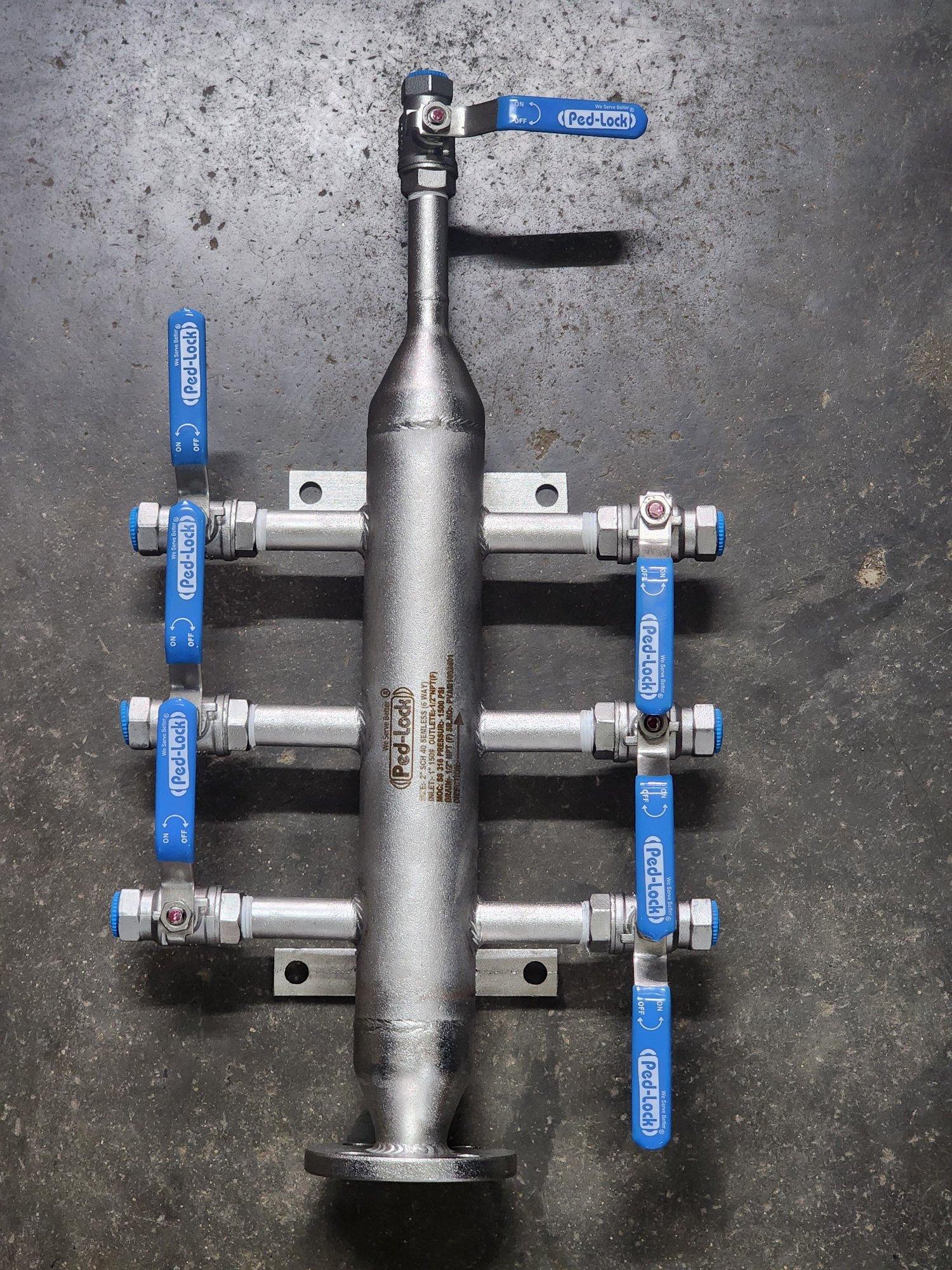 Multi-Outlet Manifold